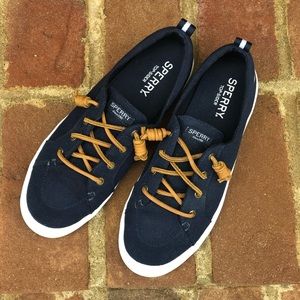 Sperry Crest Vibe Sneaker